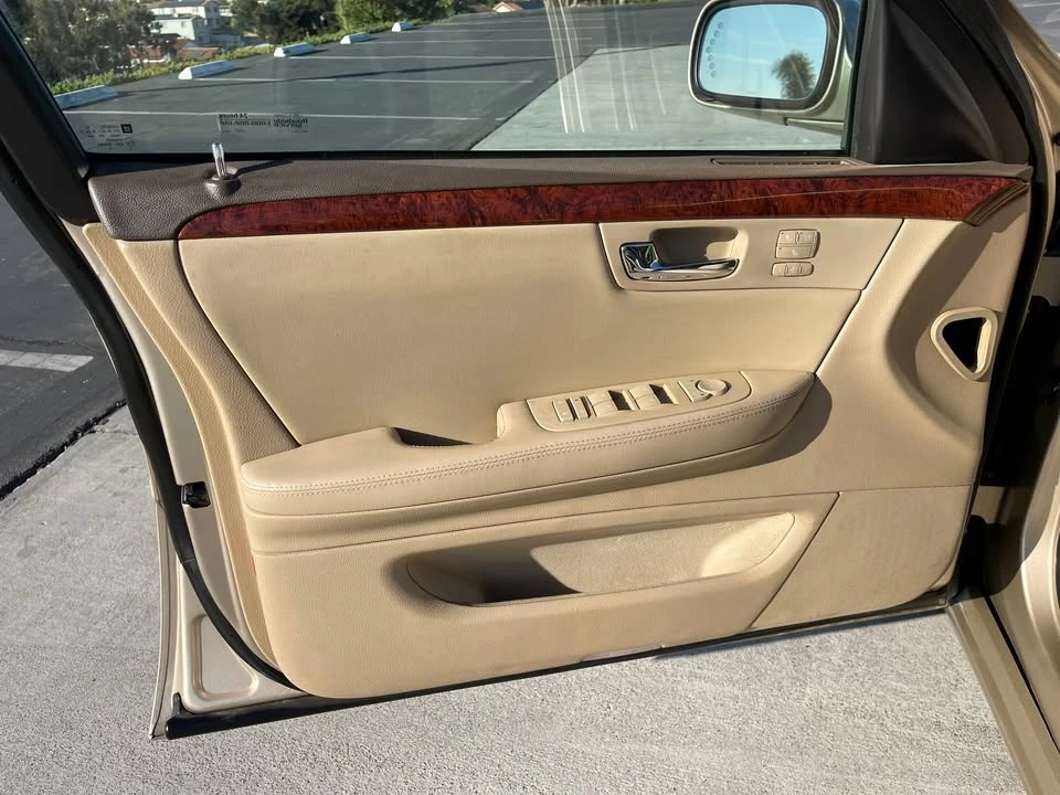 2006 Cadillac DTS - Image 9 of 18