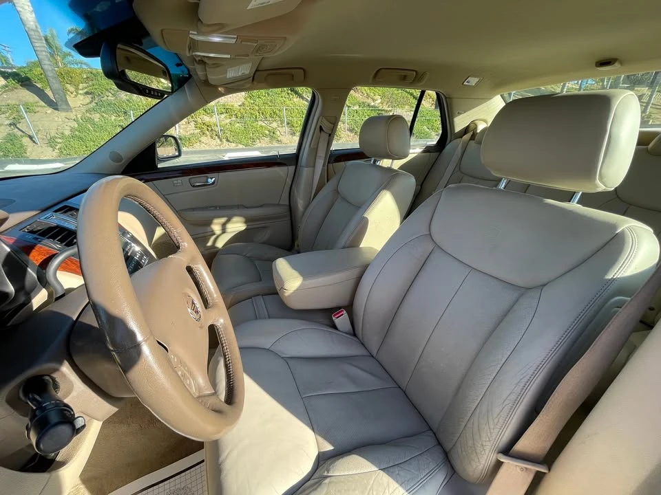 2006 Cadillac DTS - Image 10 of 18