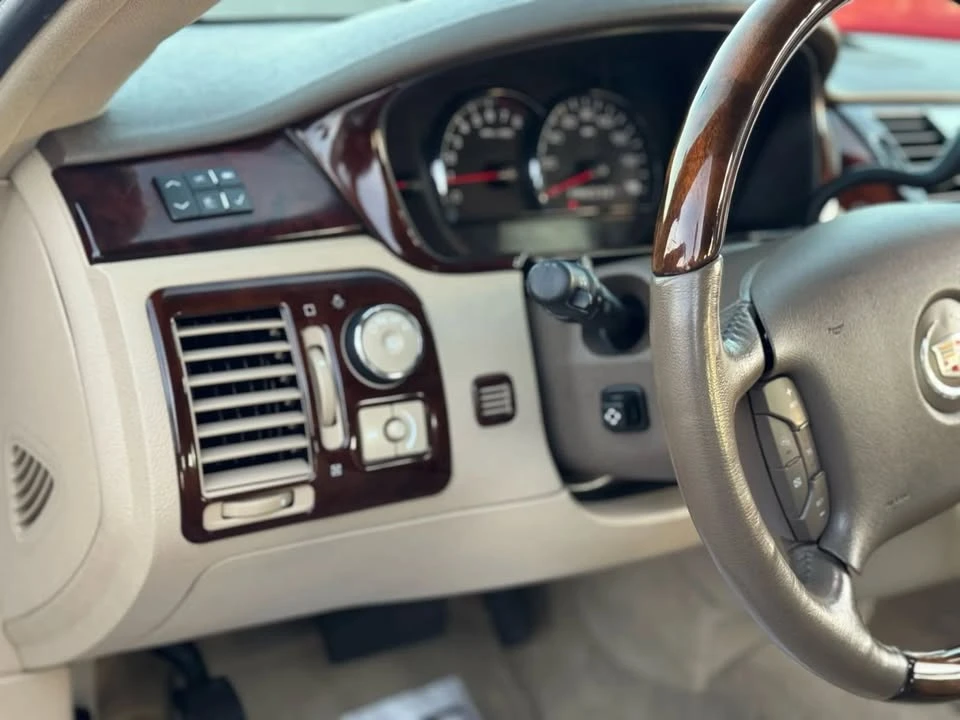 2006 Cadillac DTS - Image 17 of 20