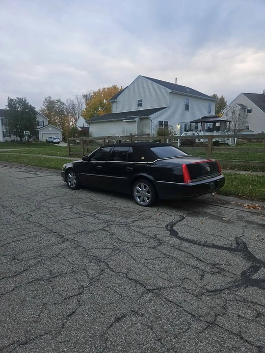 2006 Cadillac DTS - Image 3 of 6