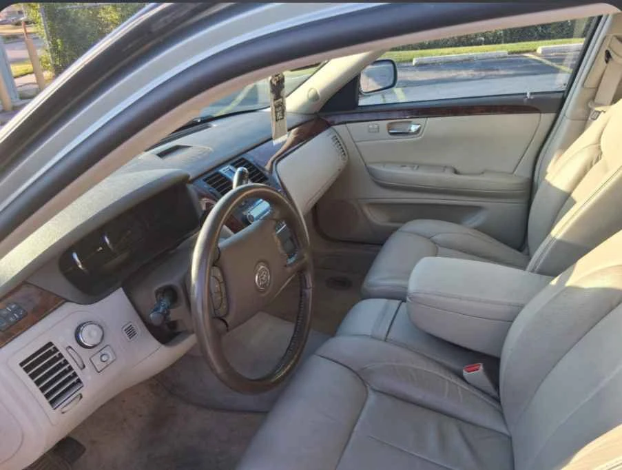 2006 Cadillac DTS - Image 6 of 6