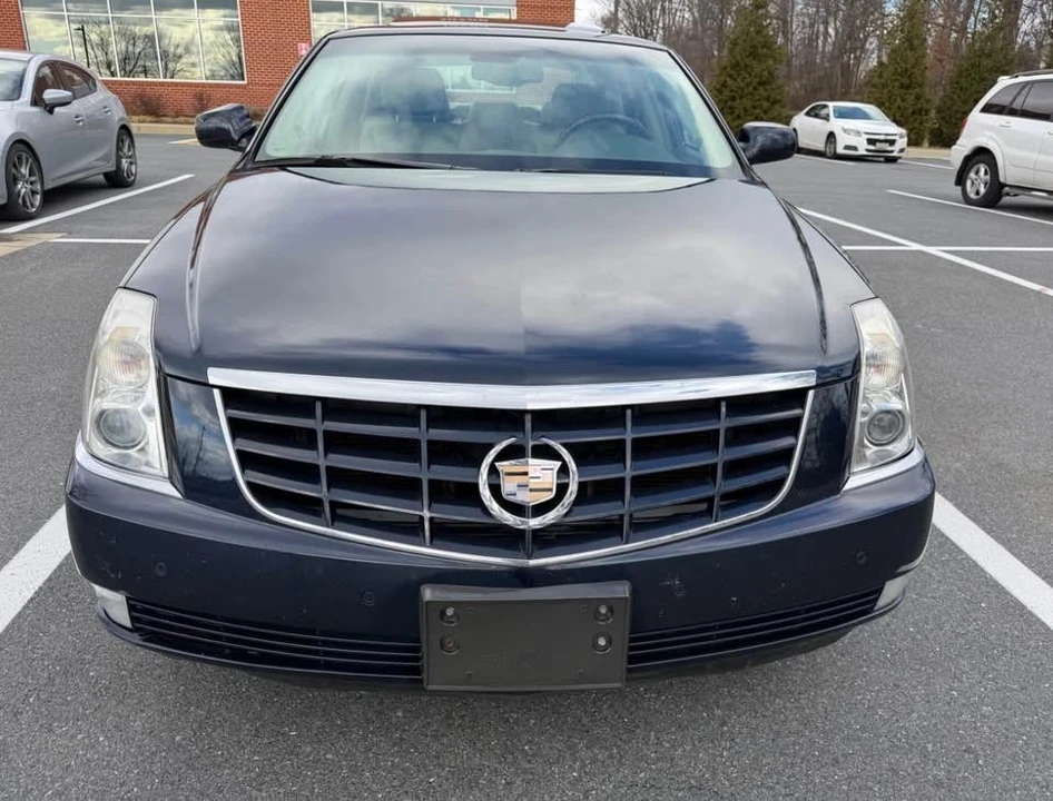 2006 Cadillac DTS - Image 2 of 8