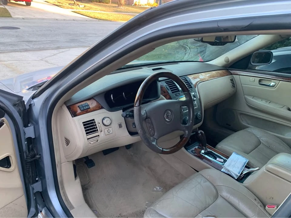2006 Cadillac DTS - Image 8 of 9