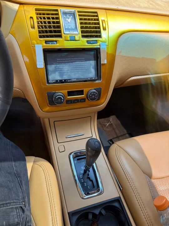 2006 Cadillac DTS - Image 4 of 4