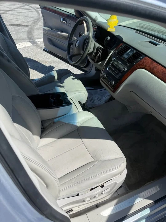 2006 Cadillac DTS - Image 8 of 11