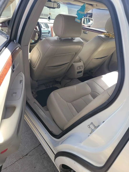2006 Cadillac DTS - Image 4 of 14