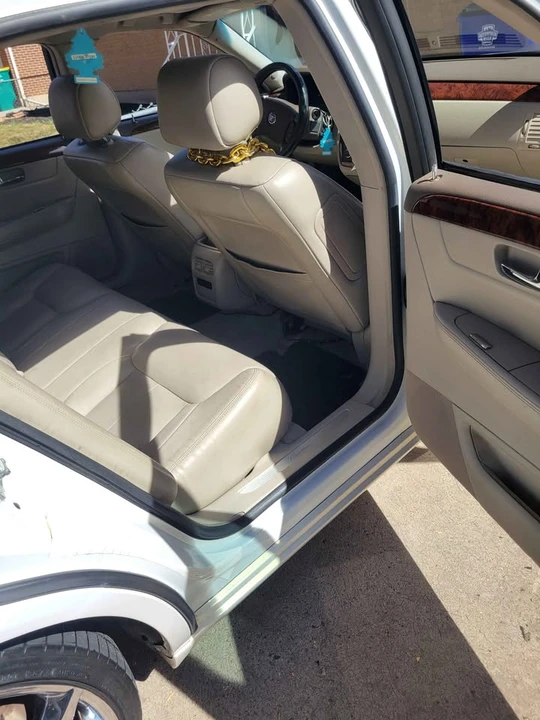 2006 Cadillac DTS - Image 7 of 14
