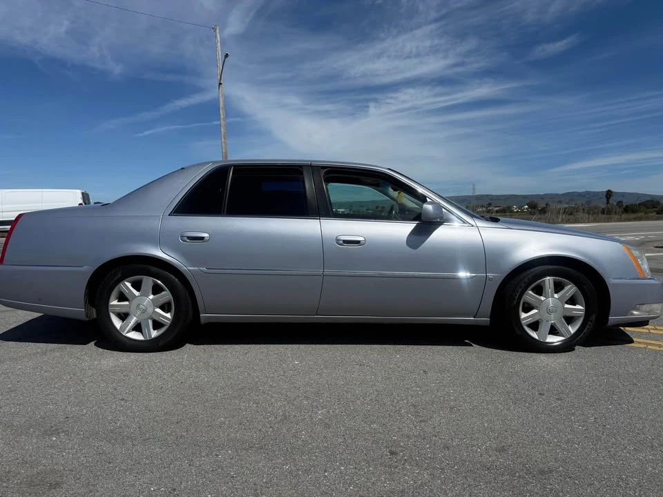 2006 Cadillac DTS - Image 3 of 11