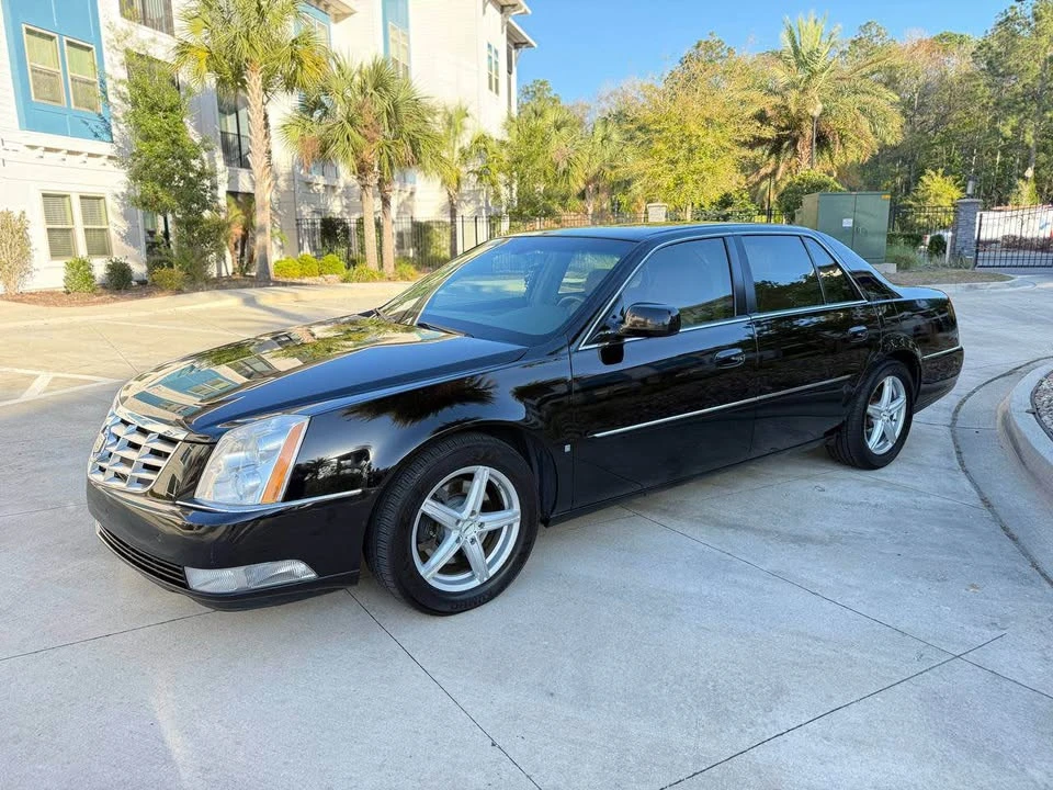 2006 Cadillac DTS - Image 2 of 15