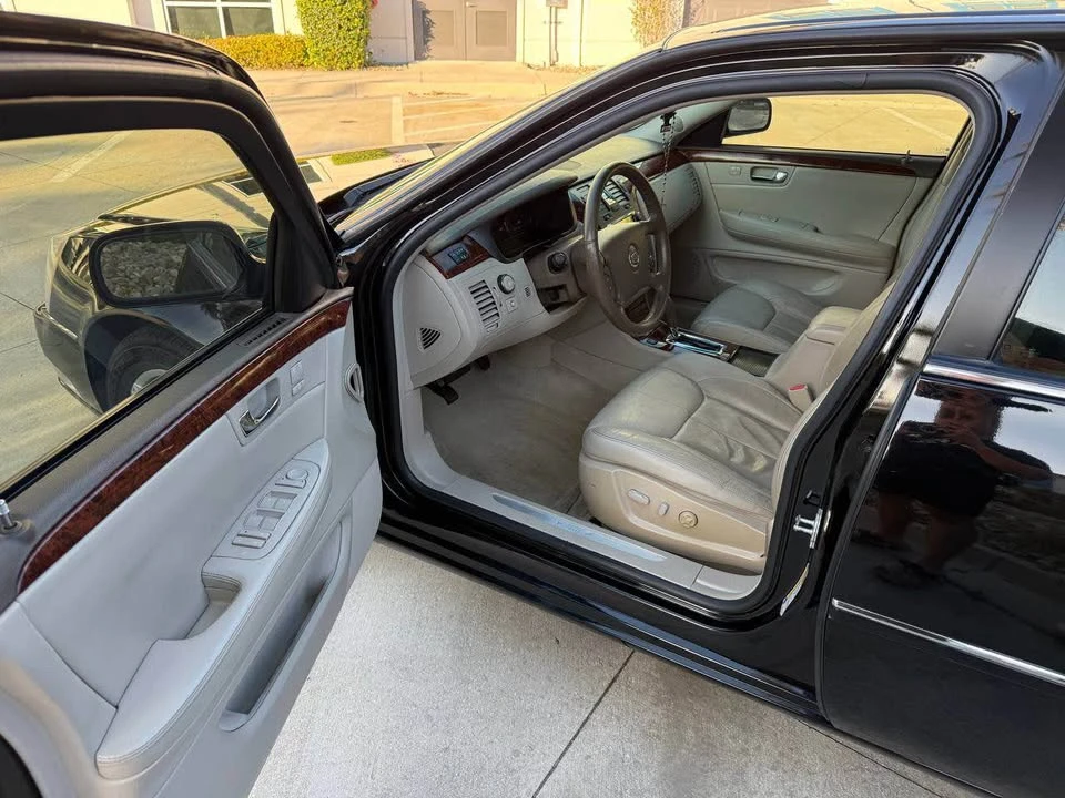 2006 Cadillac DTS - Image 6 of 15