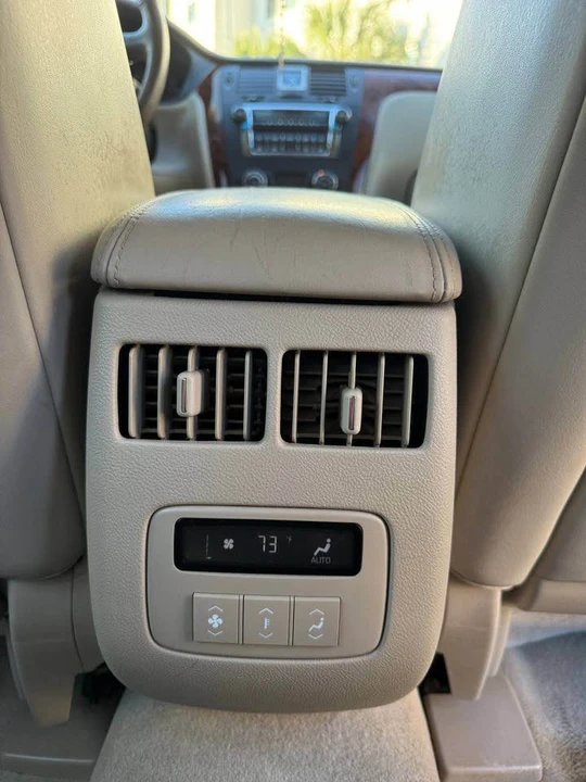 2006 Cadillac DTS - Image 13 of 15