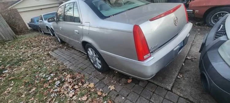 2006 Cadillac DTS - Image 3 of 8