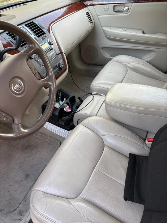 2006 Cadillac DTS - Image 3 of 6