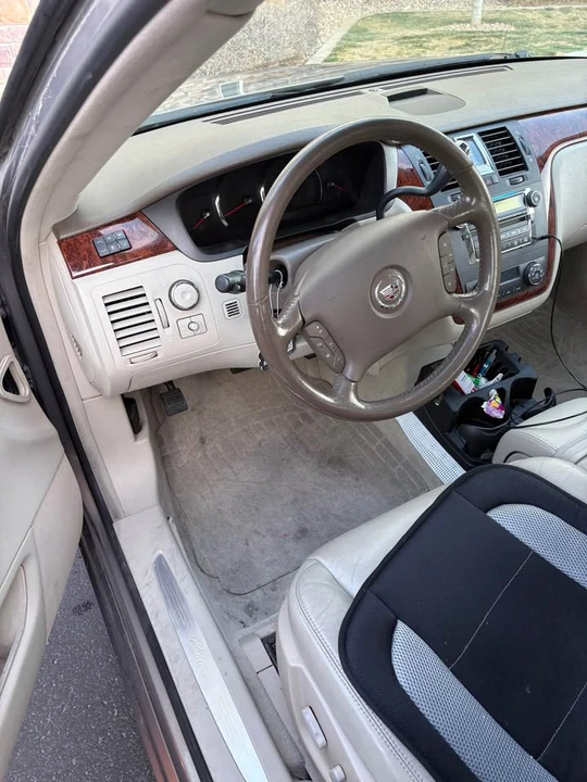 2006 Cadillac DTS - Image 4 of 6