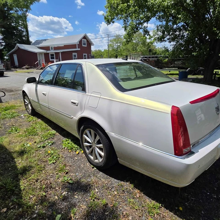 2006 Cadillac DTS - Image 5 of 12