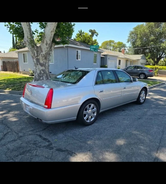 2006 Cadillac DTS - Image 3 of 7