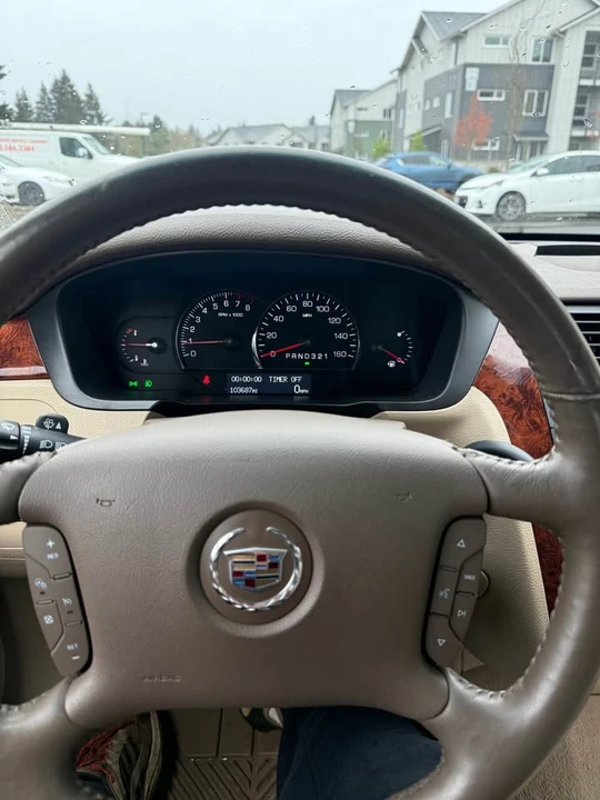 2006 Cadillac DTS - Image 15 of 19