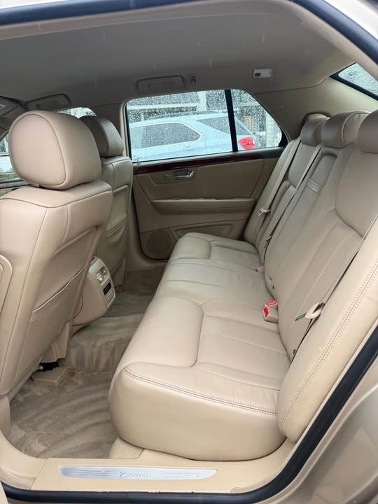 2006 Cadillac DTS - Image 9 of 19