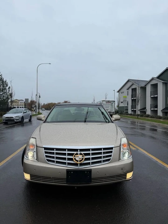 2006 Cadillac DTS - Image 2 of 19