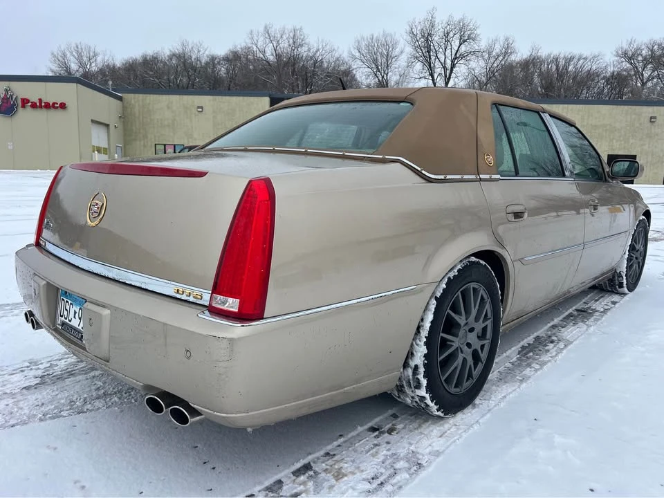 2006 Cadillac DTS - Image 7 of 20