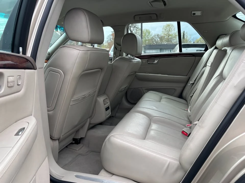 2006 Cadillac DTS - Image 9 of 13