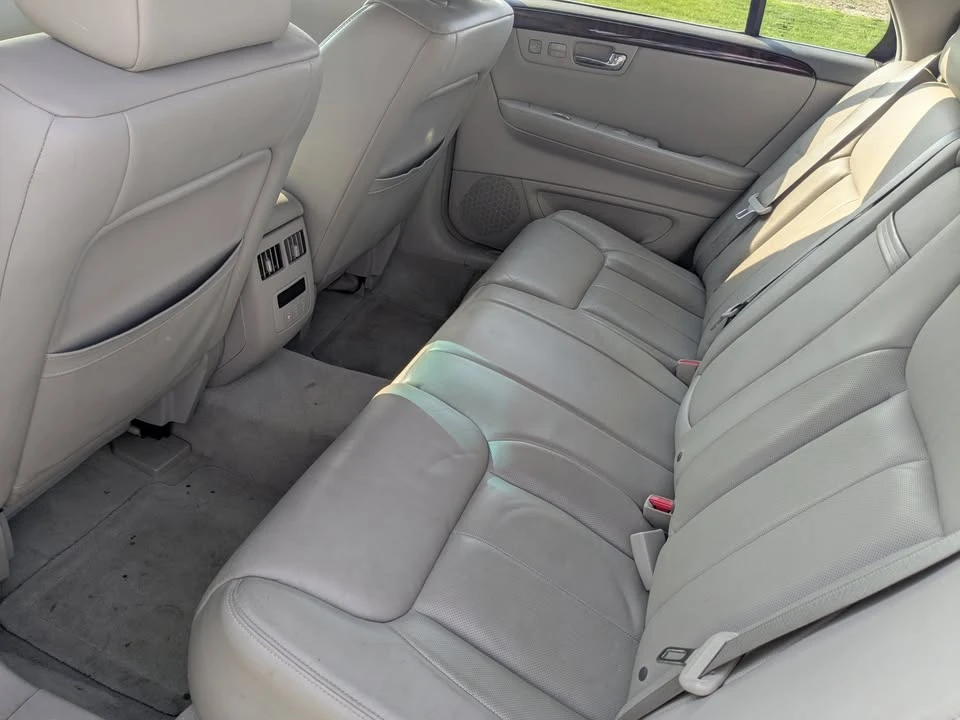 2006 Cadillac DTS - Image 10 of 12