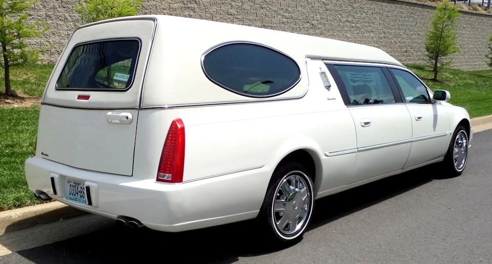 2006 Cadillac DTS - Image 9 of 16