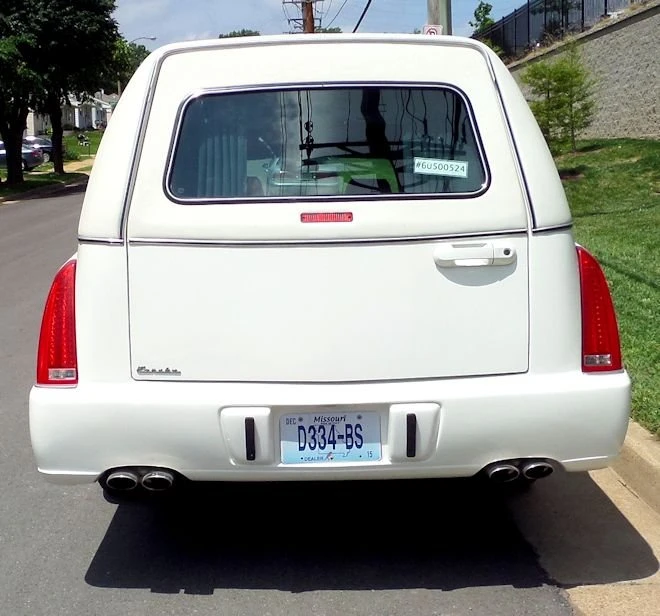2006 Cadillac DTS - Image 8 of 16