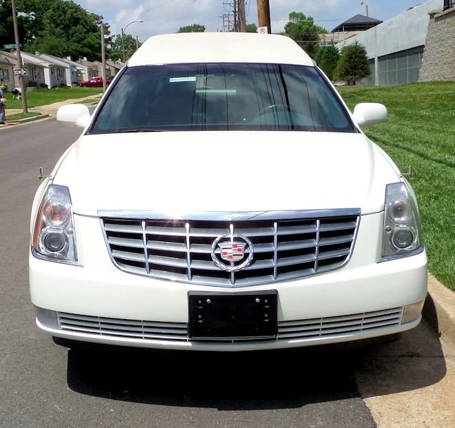 2006 Cadillac DTS - Image 3 of 16