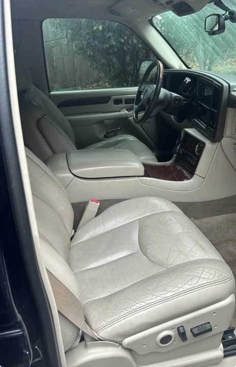 2006 Cadillac Escalade & EXT 2nd Gen - Image 17 of 20