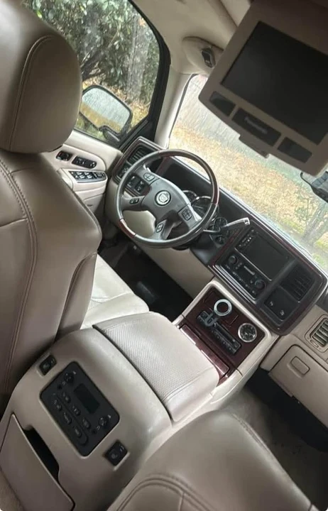 2006 Cadillac Escalade & EXT 2nd Gen - Image 18 of 20