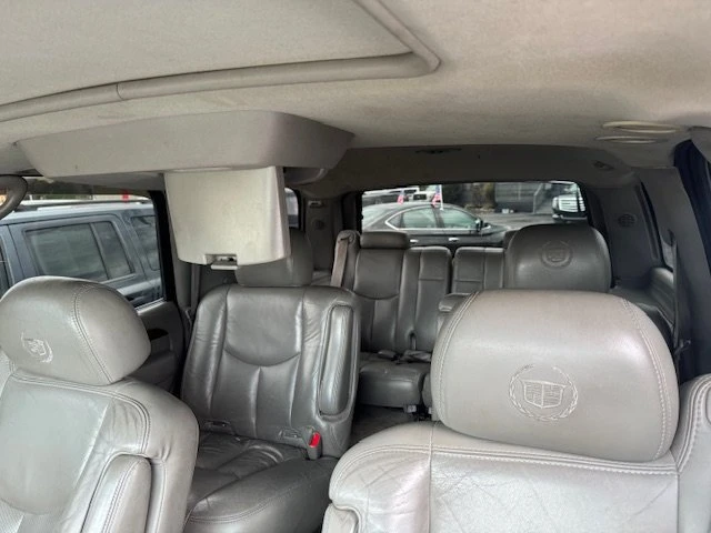 2006 Cadillac Escalade & EXT 2nd Gen - Image 8 of 8