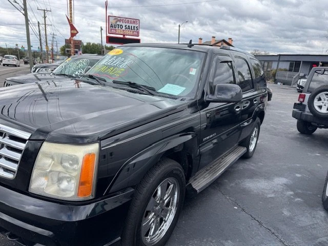 2006 Cadillac Escalade & EXT 2nd Gen - Image 2 of 8