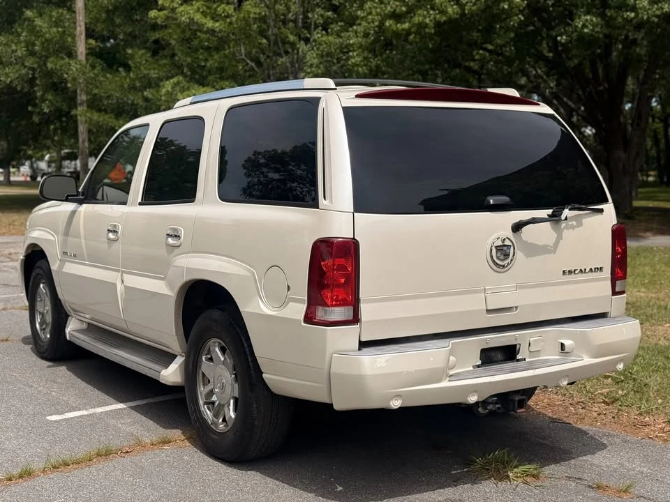 2006 Cadillac Escalade & EXT 2nd Gen - Image 3 of 18