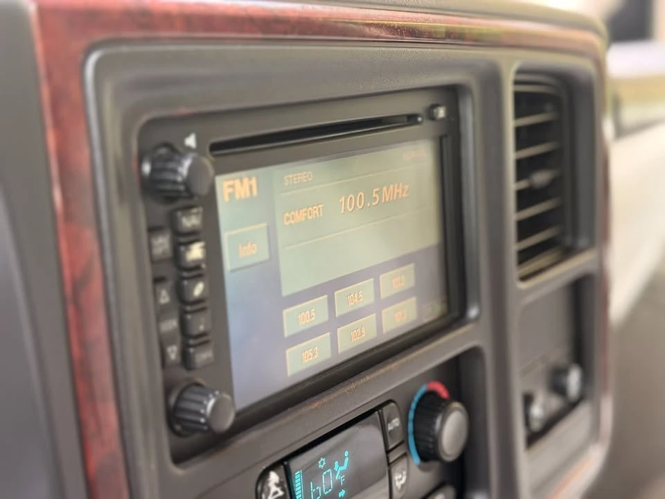 2006 Cadillac Escalade & EXT 2nd Gen - Image 13 of 18