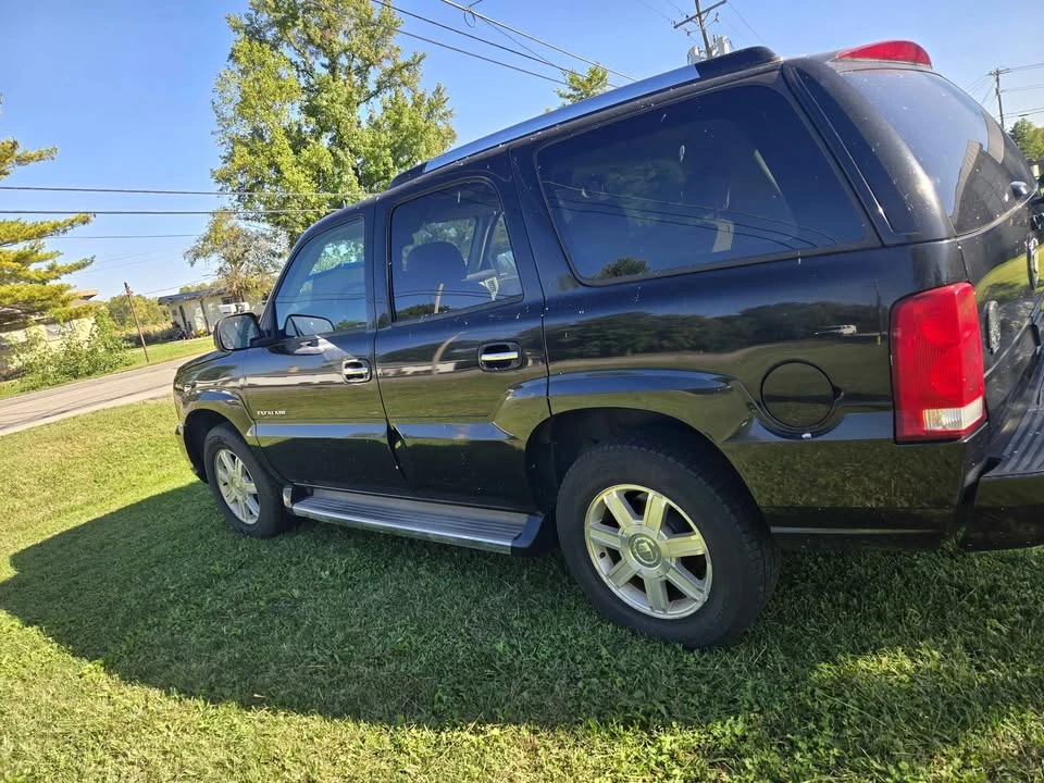 2006 Cadillac Escalade & EXT 2nd Gen - Image 4 of 11