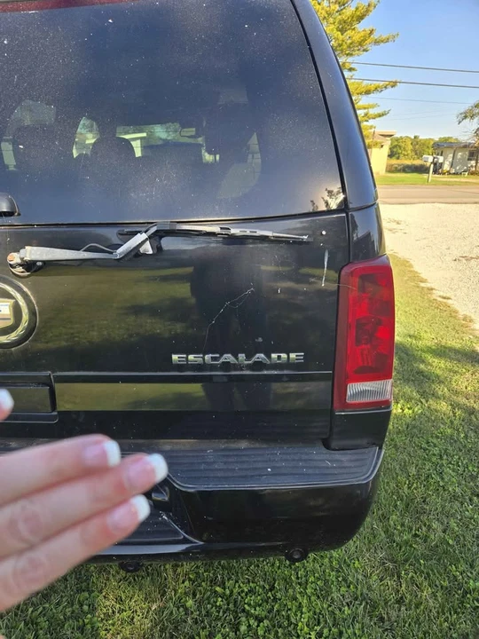 2006 Cadillac Escalade & EXT 2nd Gen - Image 2 of 11