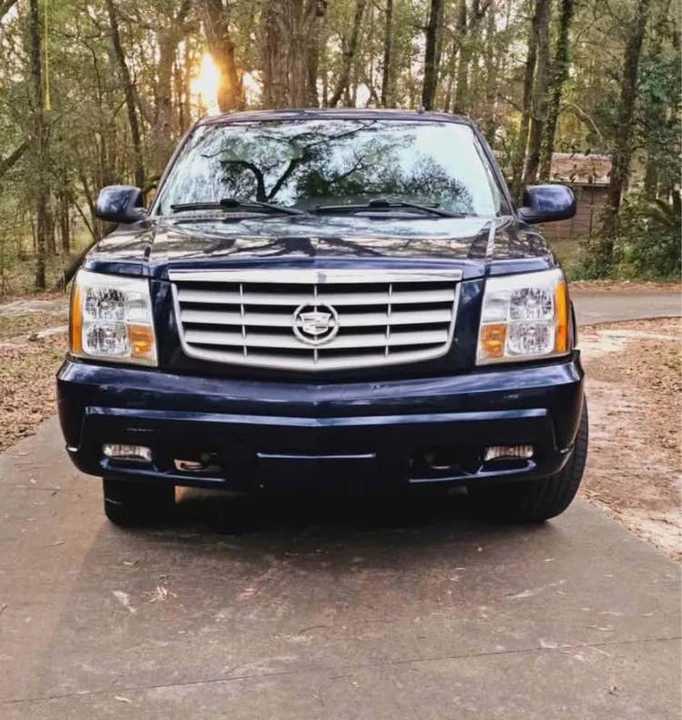 2006 Cadillac Escalade & EXT 2nd Gen - Image 2 of 18