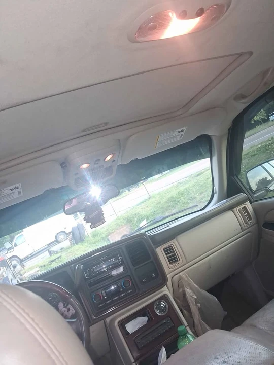 2006 Cadillac Escalade & EXT 2nd Gen - Image 4 of 9