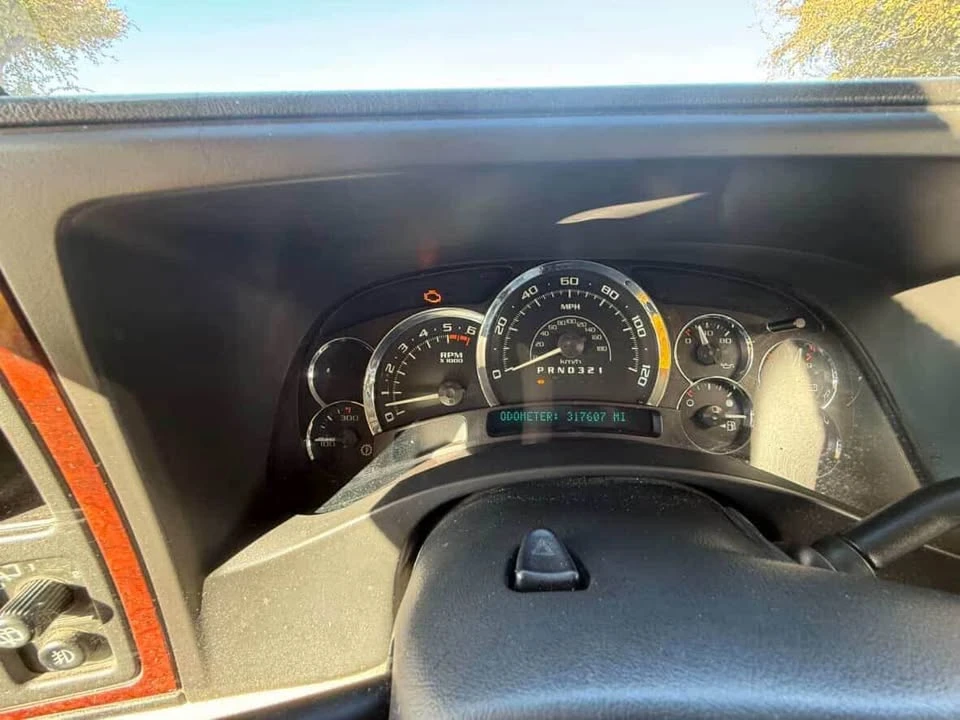 2006 Cadillac Escalade & EXT 2nd Gen - Image 9 of 9