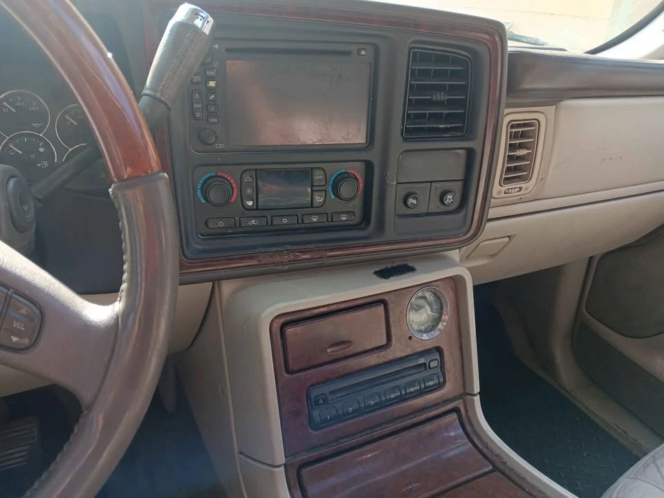 2006 Cadillac Escalade & EXT 2nd Gen - Image 8 of 9