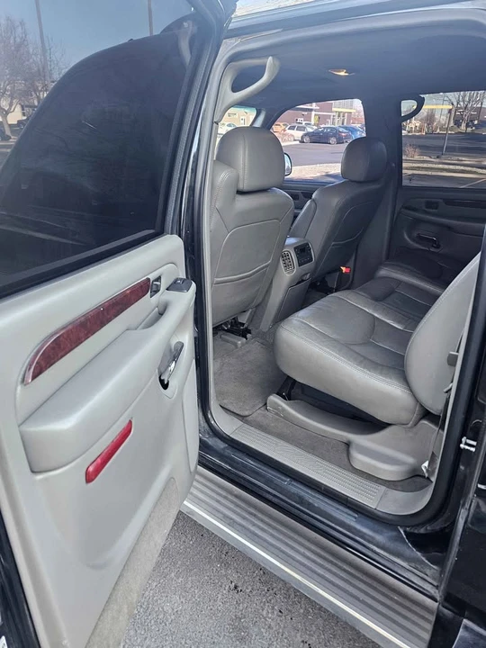 2006 Cadillac Escalade & EXT 2nd Gen - Image 8 of 11