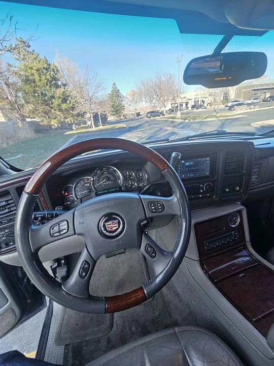 2006 Cadillac Escalade & EXT 2nd Gen - Image 11 of 11