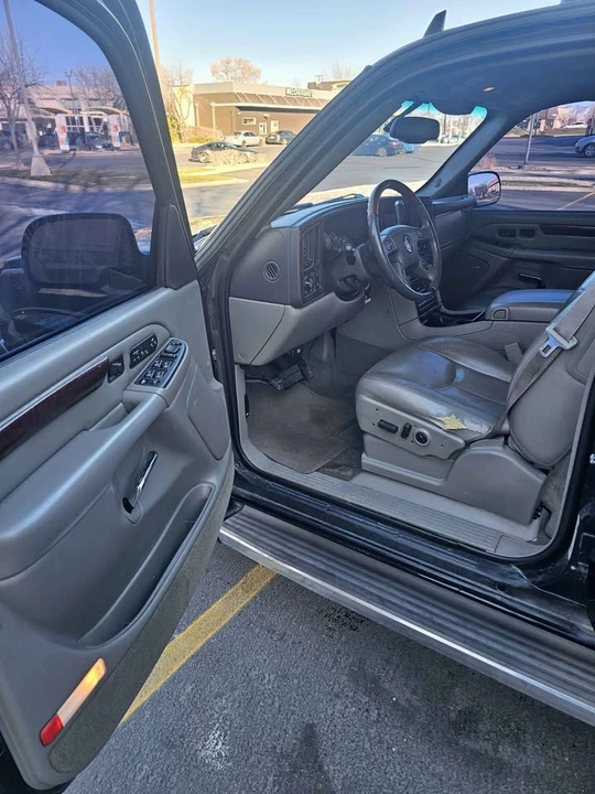 2006 Cadillac Escalade & EXT 2nd Gen - Image 9 of 11