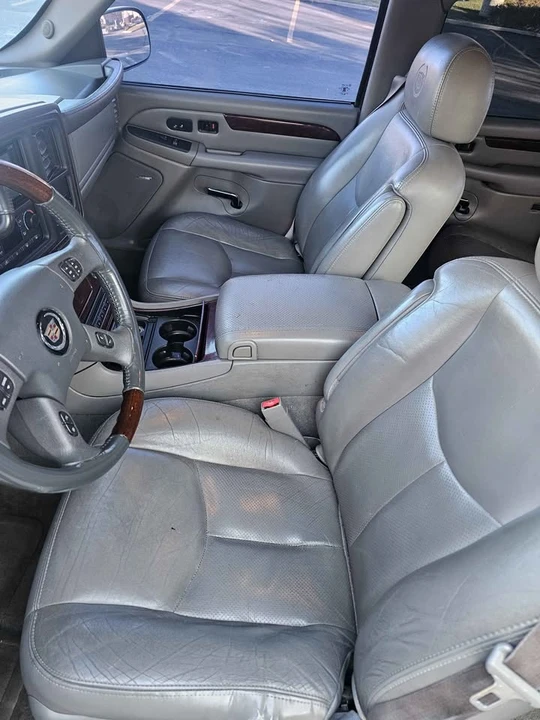 2006 Cadillac Escalade & EXT 2nd Gen - Image 10 of 11