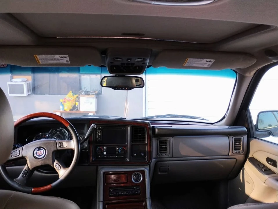 2006 Cadillac Escalade & EXT 2nd Gen - Image 8 of 15