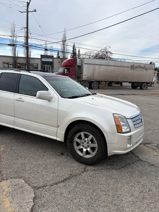 2006 Cadillac SRX - Image 4 of 15