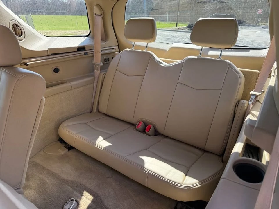 2006 Cadillac SRX - Image 16 of 20