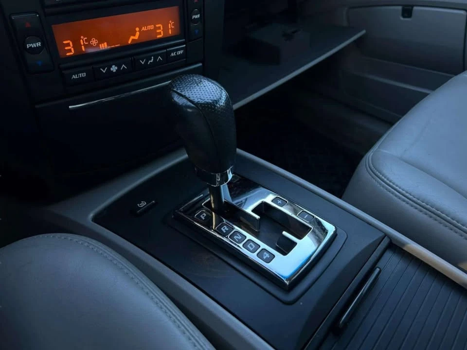 2006 Cadillac SRX - Image 19 of 19