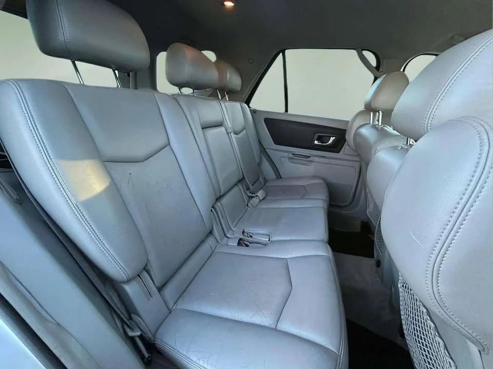 2006 Cadillac SRX - Image 12 of 20